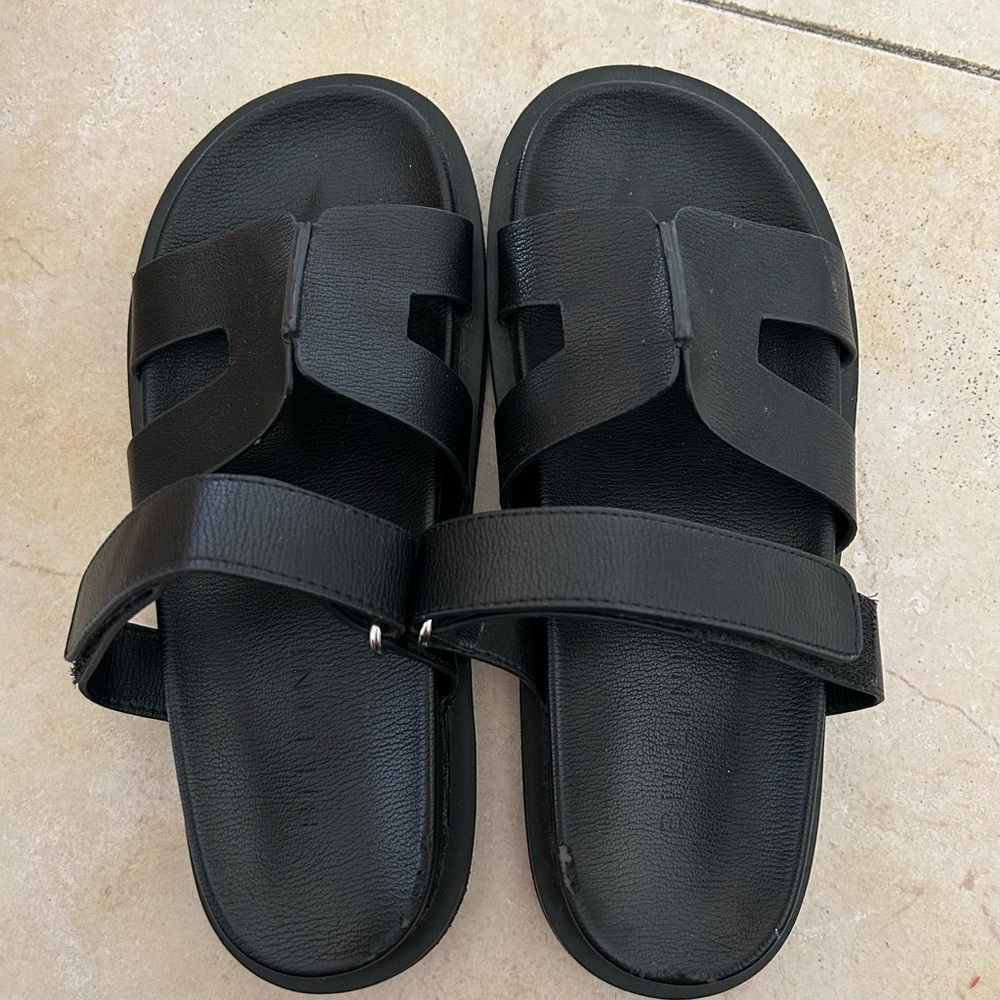 Billini Black Sandals
